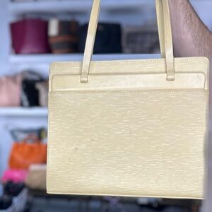 LV EPI ZIP TOTE
